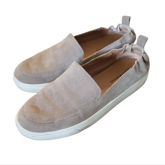 Lucky Brand Lindai Beige Suede Loafer Slip On Sneaker Size 9 - Picture 1 of 6